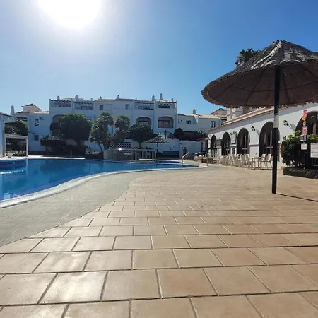 2 Bedroom, 2 Bathroom Penthouse With Private Roof Terrace & Heated Pool In Fairways Club, Amarilla Golf Апартаменты